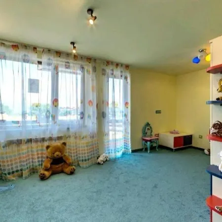 Lux Belvedere Holiday Apartment