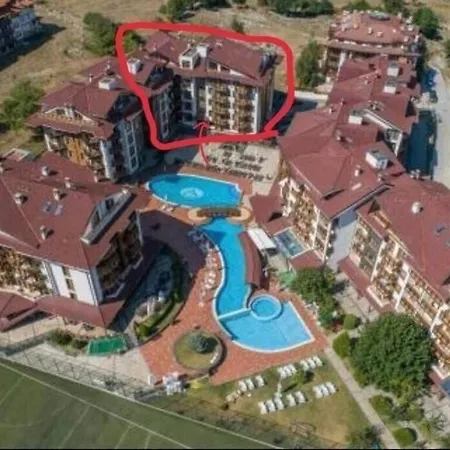 Lux Belvedere Holiday *