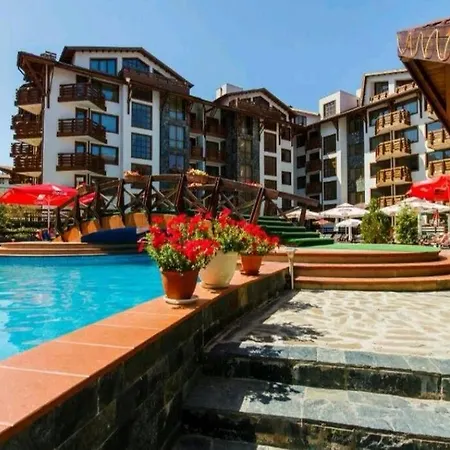 Lux Belvedere Holiday Апартамент *