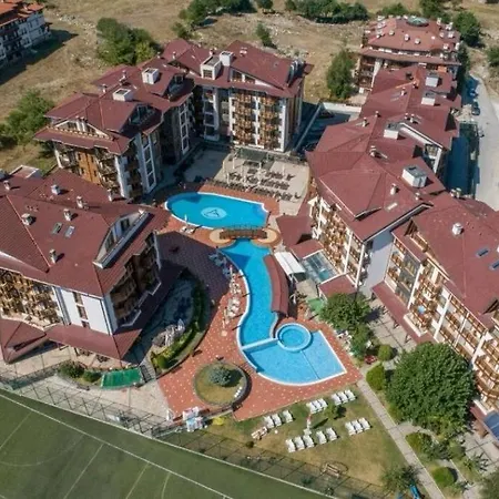 Lux Belvedere Holiday